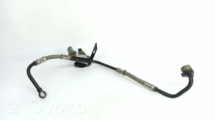 Audi A4 S4 B6 8E 8H Turbo air intake inlet pipe/hose 