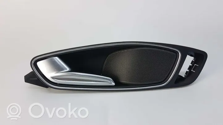 Audi A1 Klamka wewnętrzna drzwi 8X0837019E