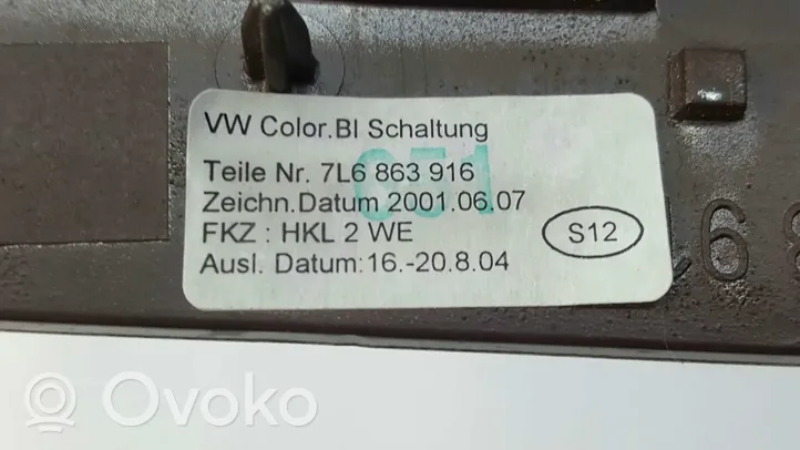 Volkswagen Touareg I Perilla/embellecedor de cuero de la palanca de cambios 7L6863916CT