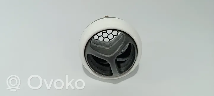 Smart ForFour II W453 Centrālais gaisa ventilācijas režģis A45383053011C54