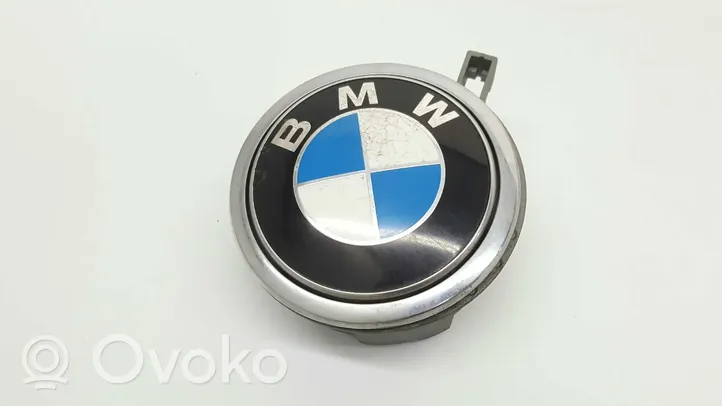 BMW 1 E81 E87 Uchwyt / Rączka zewnętrzna otwierania klapy tylnej / bagażnika 