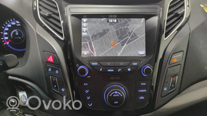 Hyundai i40 Navigācijas (GPS) sistēmas CD/DVD lasītājs 