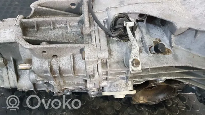 Volkswagen PASSAT B5 Manualna 5-biegowa skrzynia biegów 012300052EX