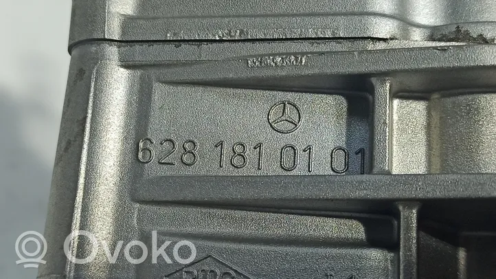 Mercedes-Benz S W220 Öljypumppu A6281800001