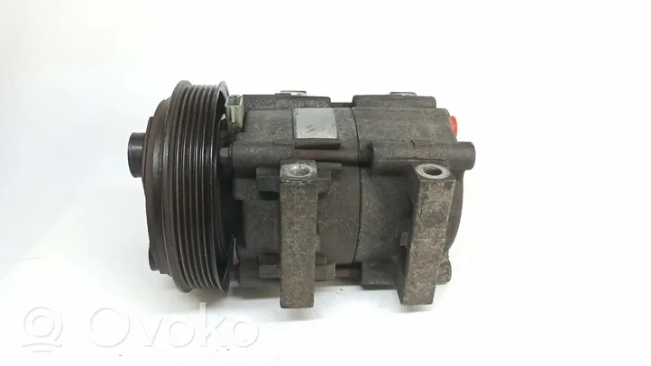 Ford Ka Ilmastointilaitteen kompressorin pumppu (A/C) 4R3H-19497-BB