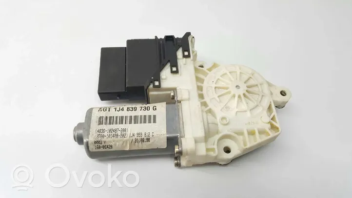 Volkswagen Golf IV Moteur de lève-vitre de porte arrière 1J4959812C013