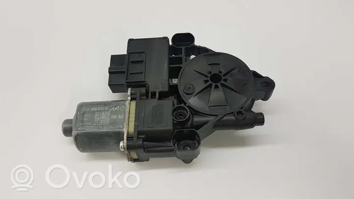 Volkswagen Polo Galinis varikliukas langų pakėlėjo 0130822694