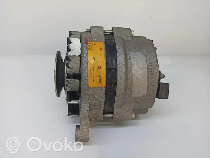 Opel Kadett E Generatore/alternatore 