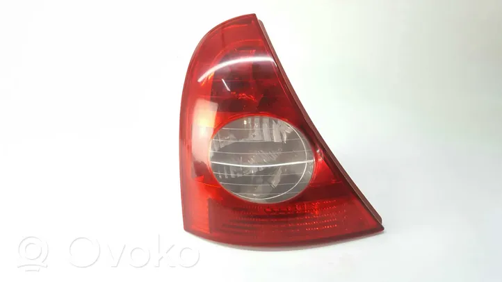 Renault Clio II Lampy tylnej klapy bagażnika 8200917488