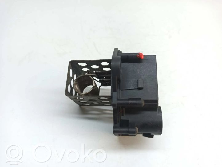 8241001 Peugeot Partner Heater blower motor/fan resistor, 15.00 € RRR