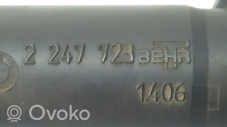 BMW 5 E39 Termostat / Obudowa termostatu 2247723