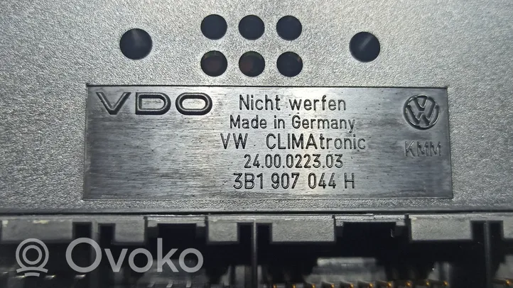 Volkswagen PASSAT B5.5 Centralina del climatizzatore 3B1907044J