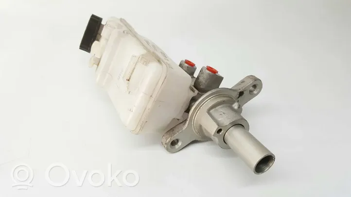 Toyota Auris E180 Główny cylinder hamulca 204Y24235