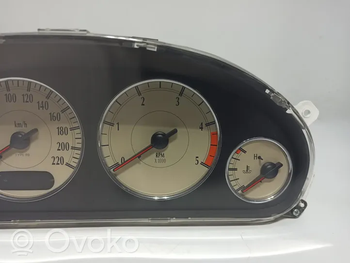 Chrysler Voyager Speedometer (instrument cluster) P05082528AD