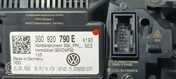 Volkswagen Tiguan Compteur de vitesse tableau de bord A3C01005800