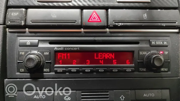 Audi A4 S4 B6 8E 8H GPS-navigaation ohjainlaite/moduuli 8E0057186MX