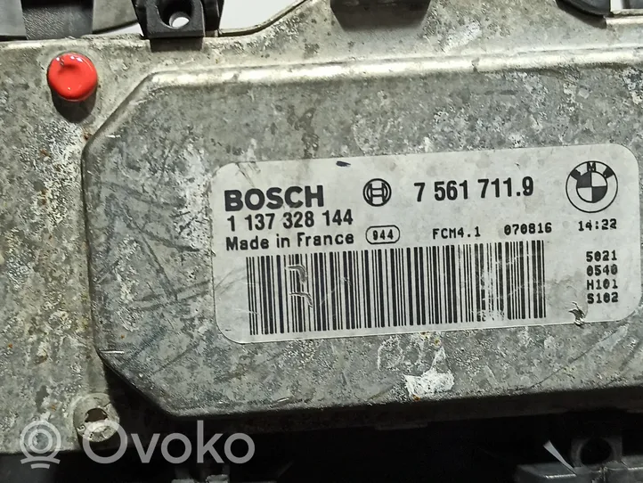 BMW 1 E81 E87 Elektryczny wentylator chłodnicy 17425A3F105