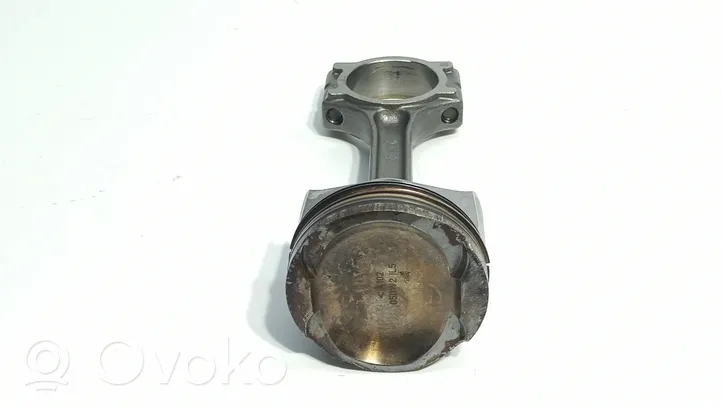 Renault Twingo III Connecting rod/conrod 120A11111R