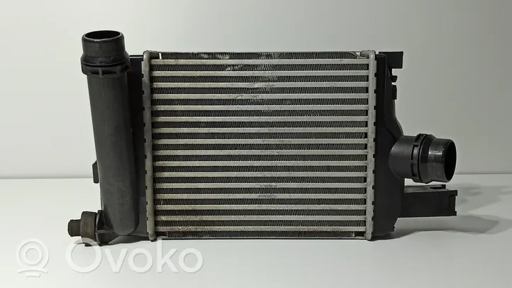 Renault Clio IV Chłodnica powietrza doładowującego / Intercooler 