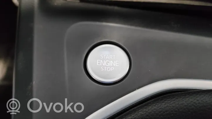 Volkswagen Golf VIII Bouton poussoir de démarrage du moteur 5H0959839UPA