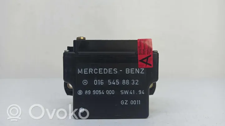 Mercedes-Benz E W210 Przekaźnik / Modul układu ogrzewania wstępnego 0165458832