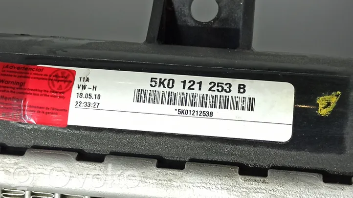 Volkswagen PASSAT CC Dzesēšanas šķidruma radiators 5K0121251J