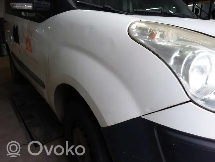 Fiat Doblo Błotnik przedni 