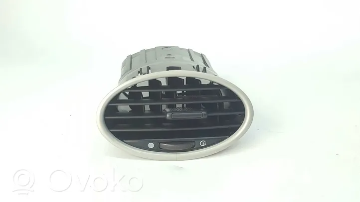 Ford Focus Griglia di ventilazione centrale cruscotto 4M51-A014L21-AE