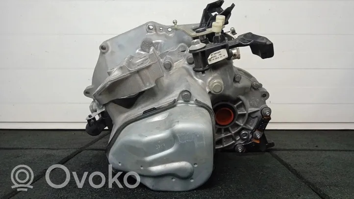 Citroen C4 Cactus Mechaninė 5 pavarų dėžė 20A7011076917