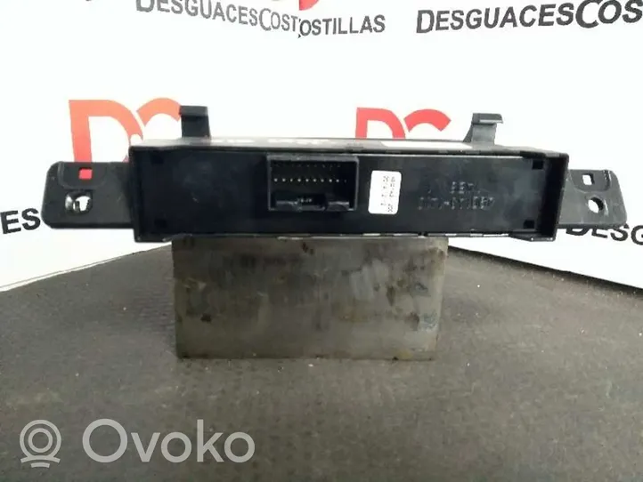 KIA Ceed Autres commutateurs / boutons / leviers 49D1A21000