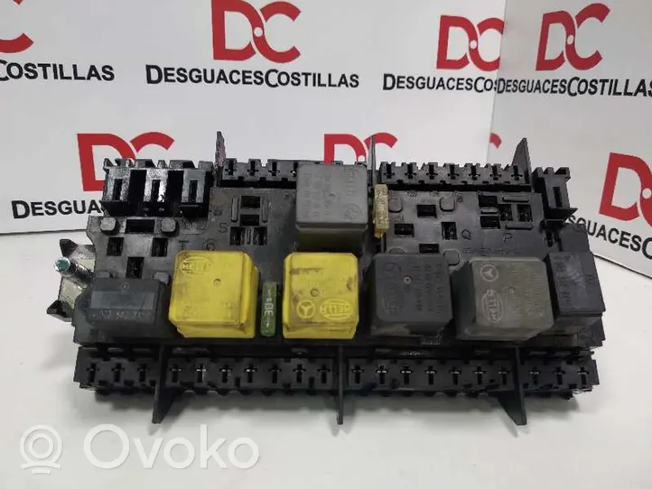 Mercedes-Benz A W176 Fuse module A2469060093