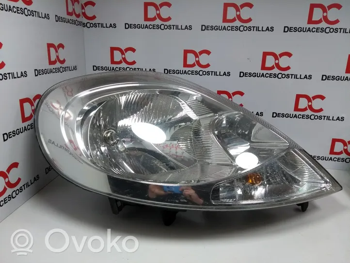 Opel Vivaro Headlight/headlamp 8200701356