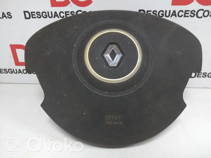 Renault Clio III Stūres drošības spilvens 8200677496