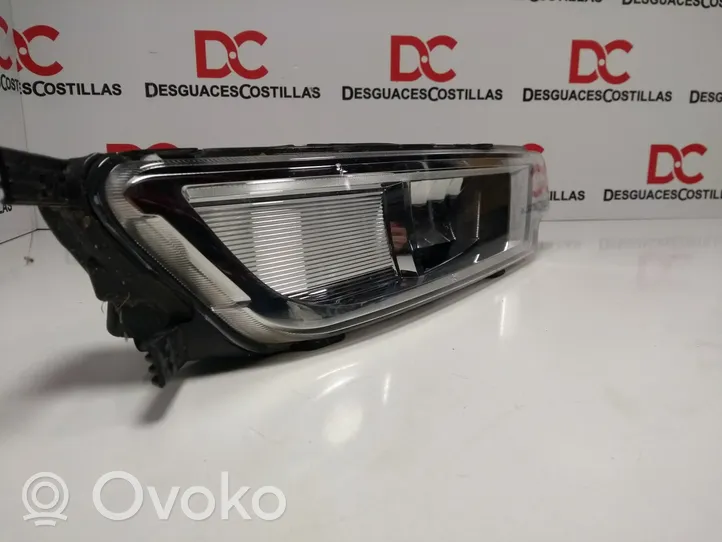 Volkswagen PASSAT B8 Front fog light 3G0941661H