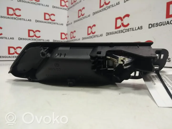 Volkswagen Golf VI Front door interior handle 5K0837114