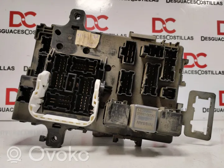 Nissan Primera Module de fusibles 285519F914