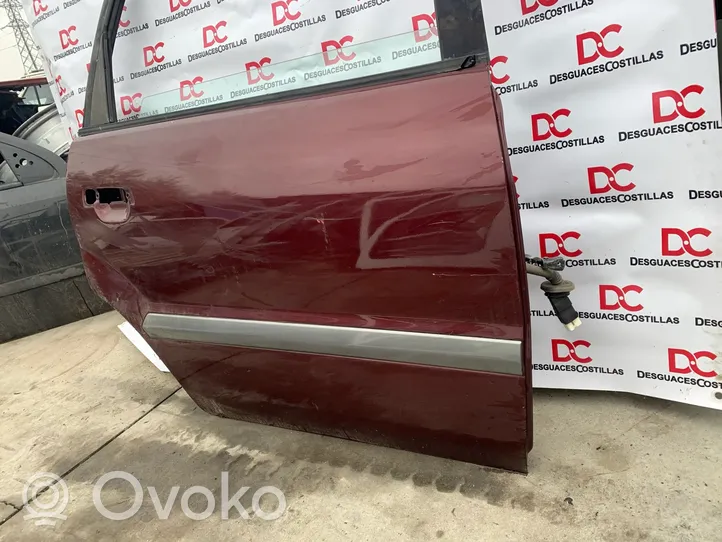 Mitsubishi Space Wagon Rear door 