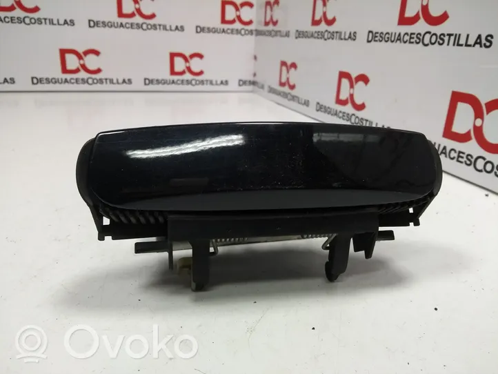 Audi A4 S4 B6 8E 8H Klamka zewnętrzna drzwi tylnych 4B0839885