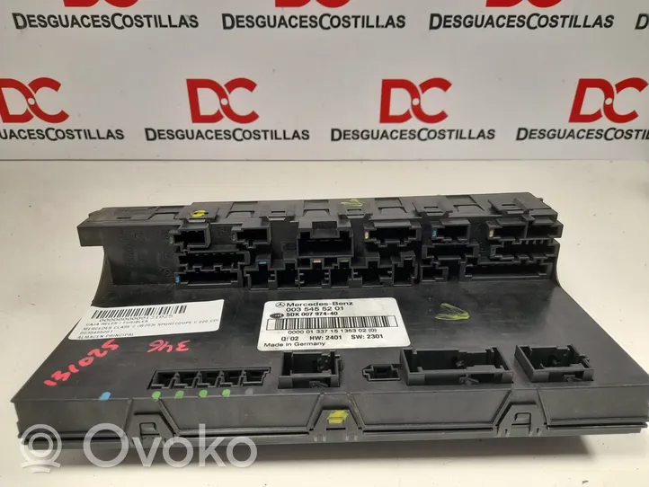 Mercedes-Benz CLC CL203 Module de fusibles 0035455201