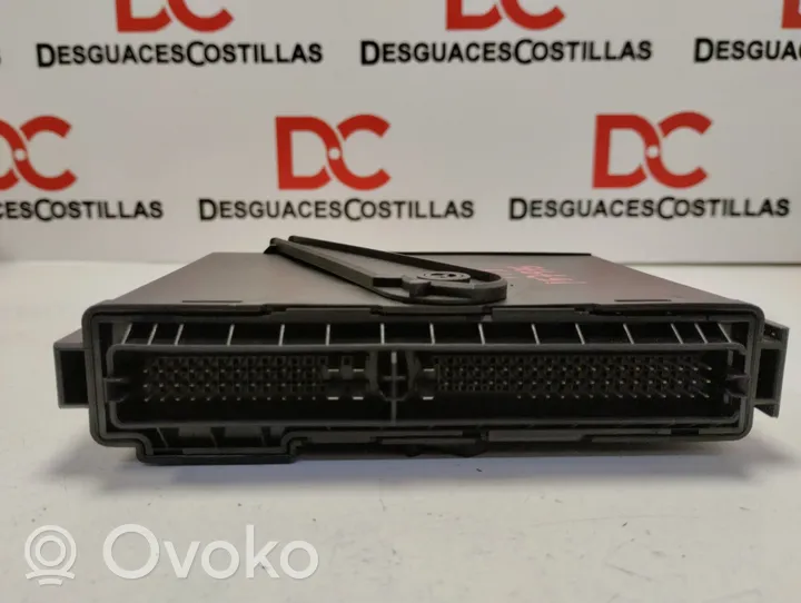 Opel Corsa C Oven keskuslukituksen ohjausyksikön moduuli 24462971