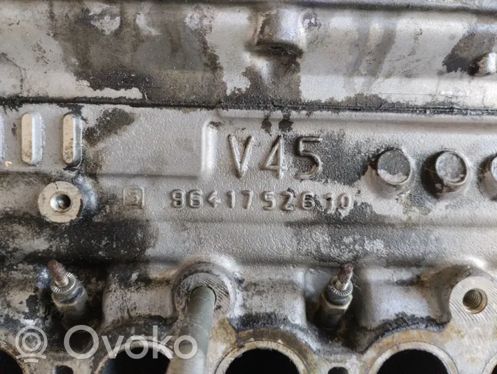 Volvo V50 Culasse moteur 9641752610