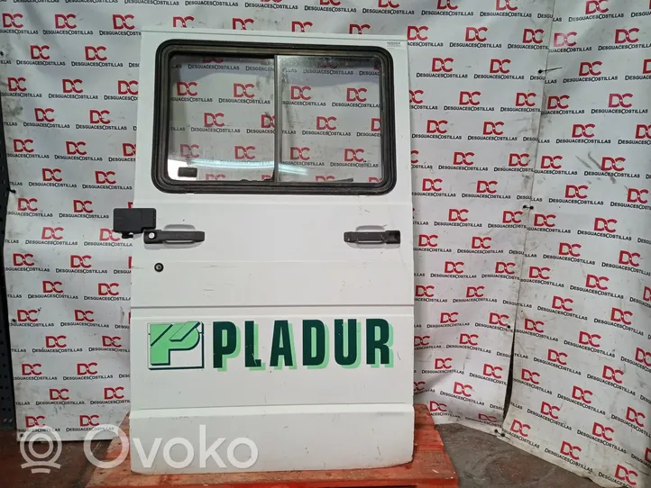 Baguette De Protection Intérieure Latérale Droite Pour Renault Trafic III (3) - MZ2 - Occasion