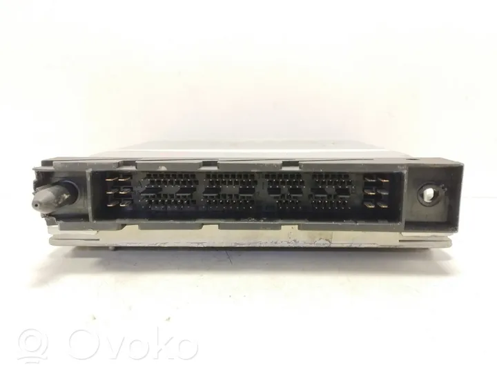 Volvo S80 Variklio valdymo blokas 0281011078