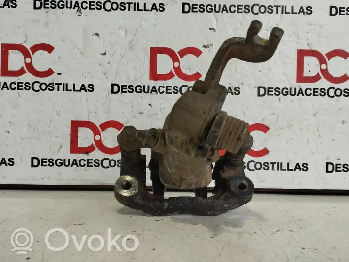 KIA Cerato Rear brake caliper 582102F400