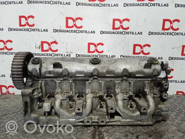 Renault Megane I Culasse moteur 035931