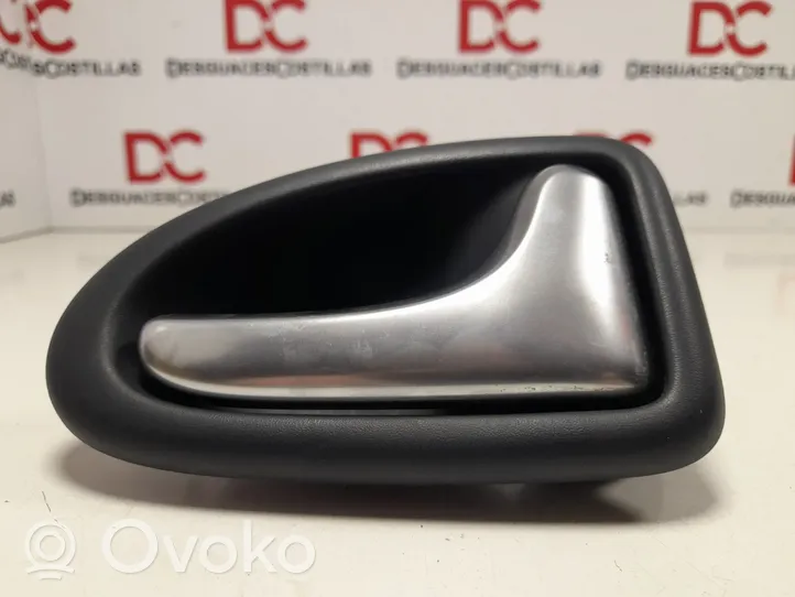 Renault Megane I Front door interior handle 8200028995