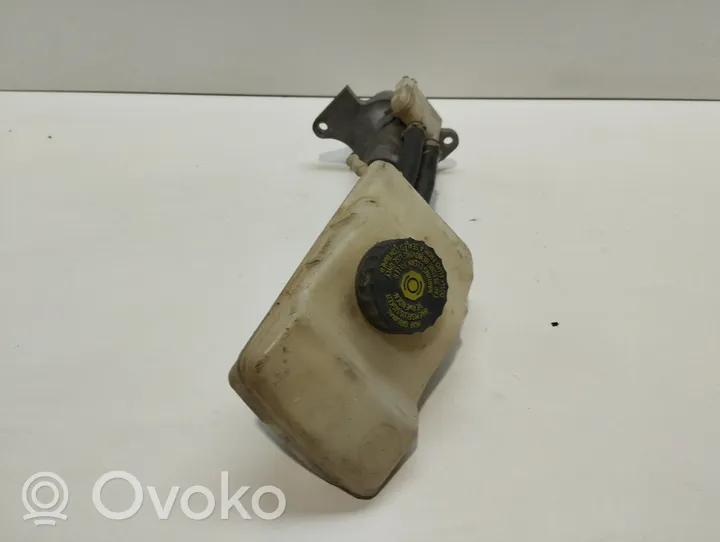 Mercedes-Benz Vito Viano W639 Master brake cylinder A0004317401