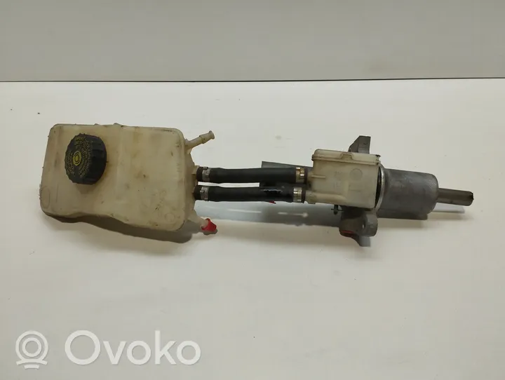 Mercedes-Benz Vito Viano W639 Master brake cylinder A0004317401