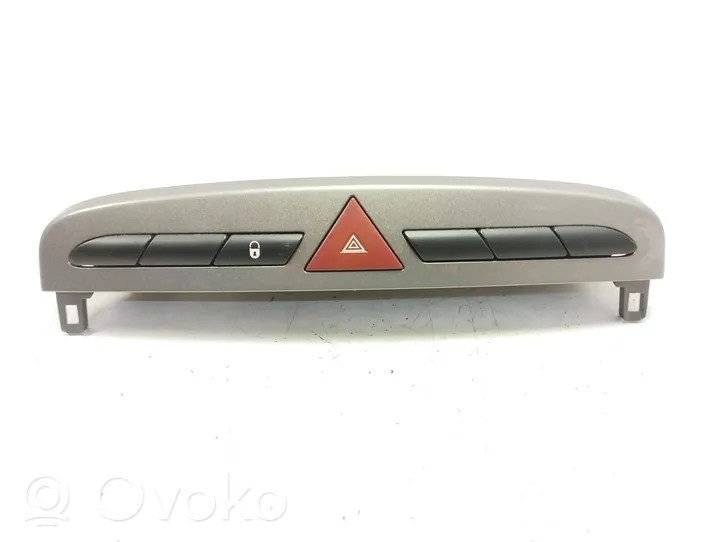 Peugeot 308 Muut kytkimet/nupit/vaihtimet 9659417177