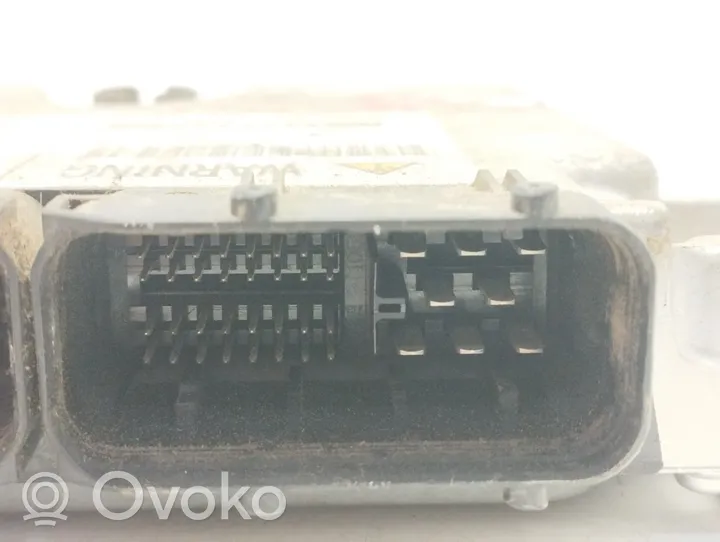 Mitsubishi L200 Sterownik / Moduł ECU 1860A549